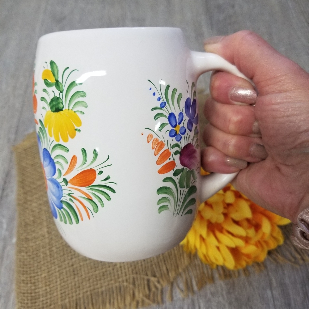 Handpainted Mug (Vintage) - Picture 8 of 10